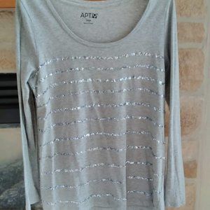 Apt 9 Long Sleeve Embellished Tee Shirt